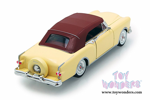 Welly - Packard Caribbean Soft Top (1953, 1/24 scale diecast model car, Cream) 24016HW/CM