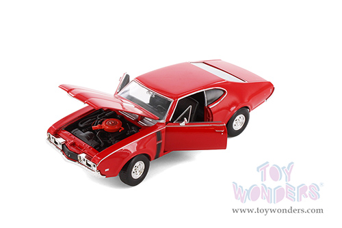 Showcasts® Collectibles - Oldsmobile™ 442 Hardtop (1968, 1/24 diecast model car, Asstd.) 24024/4D MAP: $19.99