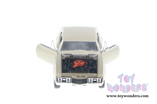 Welly - Oldsmobile&trade; 442 Hardtop (1968, 1/24 diecast model car, Gold) 24024WG