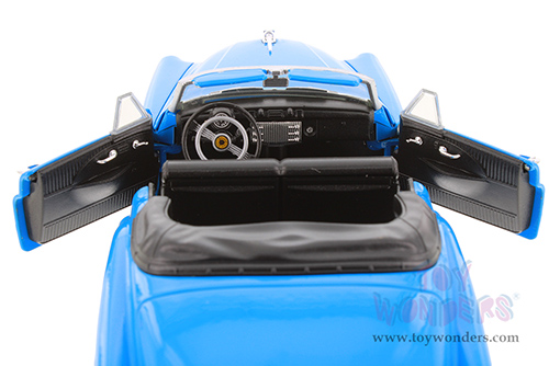 Showcasts® Collectibles - Buick™ Skylark™ Open Convertible (1953, 1/24 scale diecast model car, Asstd.) 24027C/4D MAP: $19.99