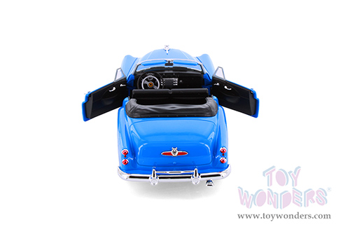 Showcasts® Collectibles - Buick™ Skylark™ Open Convertible (1953, 1/24 scale diecast model car, Asstd.) 24027C/4D MAP: $19.99