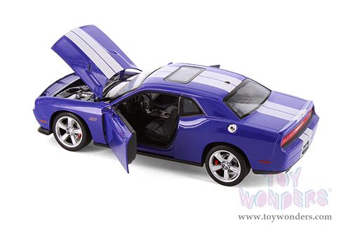 Showcasts® Collectibles - Dodge Challenger SRT Hard Top (2013, 1/24 scale diecast model car, Asstd.) 24049/4D MAP: $19.99