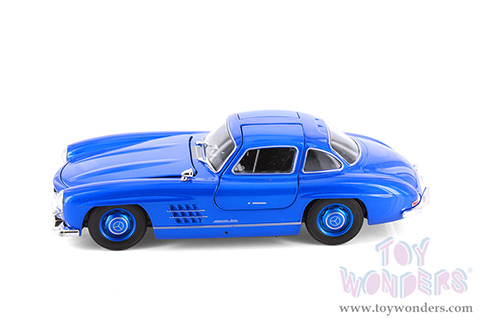 Showcasts® Collectibles - Mercedes-Benz 300SL Hardtop (1/24 scale diecast model car, Asstd.) 24064/4D MAP: $19.99