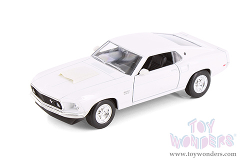 Showcasts® Collectibles - Ford Mustang Boss 429 Hardtop (1969, 1/24 scale diecast model car, Asstd.) 24067/4D MAP: $19.99