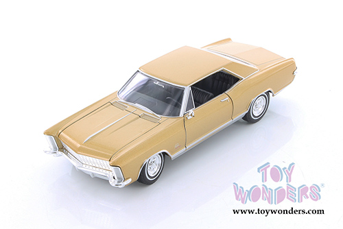 Welly - Buick&reg; Riviera&trade; Grand Sport Hardtop (1965, 1/24 scale diecast model car, Gold) 24072WG