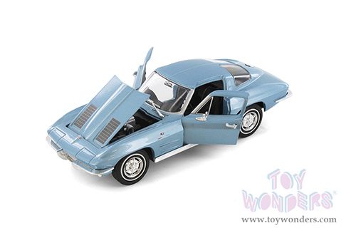 Showcasts® Collectibles - Chevrolet® Corvette® Hardtop (1963, 1/24 scale diecast model car, Asstd.) 24073/4D MAP: $19.99