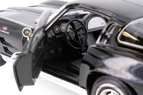 Showcasts® Collectibles - Chevrolet® Corvette® Hardtop (1963, 1/24 scale diecast model car, Asstd.) 24073/4D MAP: $19.99