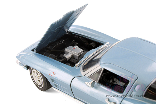 Showcasts® Collectibles - Chevrolet® Corvette® Hardtop (1963, 1/24 scale diecast model car, Asstd.) 24073/4D MAP: $19.99