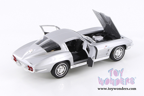 Welly - Chevrolet&reg; Corvette&reg; Hardtop (1963, 1/24 scale diecast model car, Silver) 24073WSV