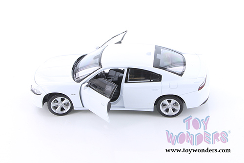 Welly - Dodge Charger R/T Hardtop (2016, 1/24 scale diecast model car, Asstd.) 24079/4D
