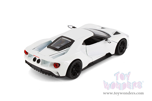 Showcasts® Collectibles - Ford GT Hardtop (2017, 1/24 scale diecast model car, Asstd.) MAP: $19.99