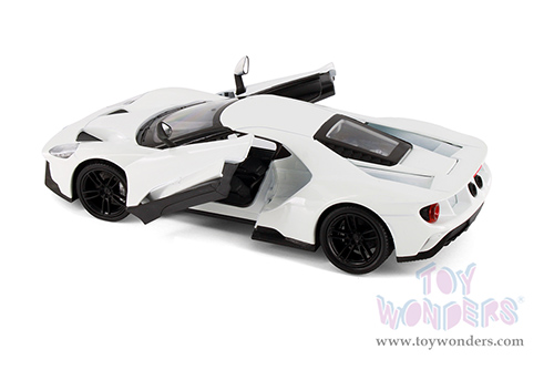 Showcasts® Collectibles - Ford GT Hardtop (2017, 1/24 scale diecast model car, Asstd.) MAP: $19.99