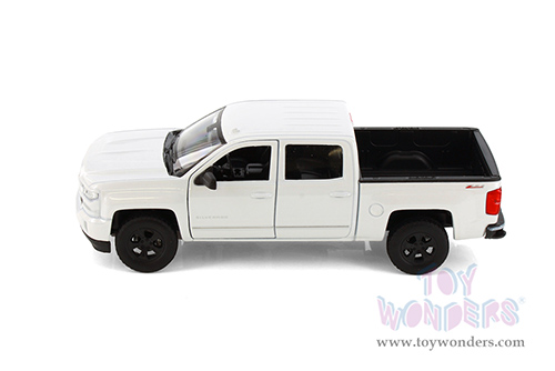 Showcasts® Collectibles - Chevrolet® Silverado™ Pickup (2017, 1/29 scale diecast model car, Asstd.) 24083/4D MAP: $19.99