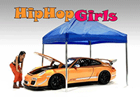 Show product details for American Diorama Figurine - Hip Hop Girls Figure 4 (1/18 scale, Black/Orange) AD18104