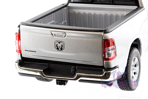 Welly - Dodge Ram 1500 Pickup Truck (2019,1/27 scale diecast model car, Silver) 24104WSV
