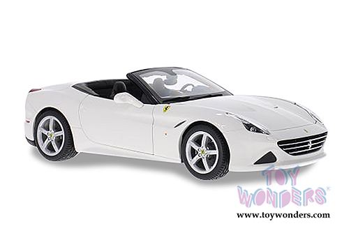 BBurago Ferrari Race & Play - Ferrari California T Open Top (1/24 scale diecast model car, White) 26011W