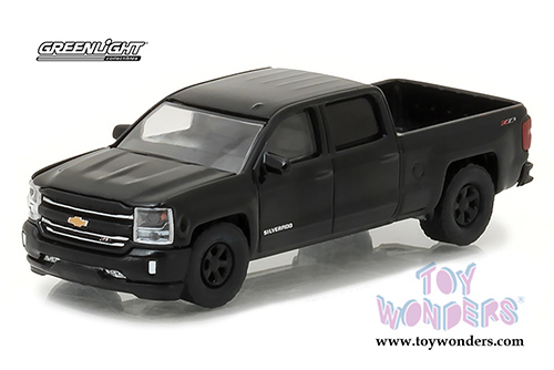 Greenlight Black Bandit Series 18 (1/64 scale diecast model car, Black) 27930/48