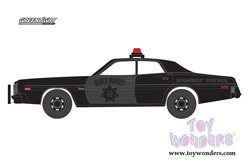 Greenlight Black Bandit Series 18 | Dodge Coronet Black Bandit Police (1976, 1/64 scale diecast model car, Black) 27930C/48