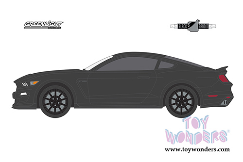 Greenlight Black Bandit - Series 24 | Ford Mustang Shelby GT350 (2016, 1/64 scale diecast model car, Black) 28050E/48
