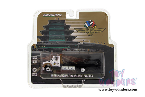 Greenlight Indianapolis Motor Speedway - International Durastar 4400 Flatbed Tow Truck (2016, 1/64 scale diecast model car, White) 29868