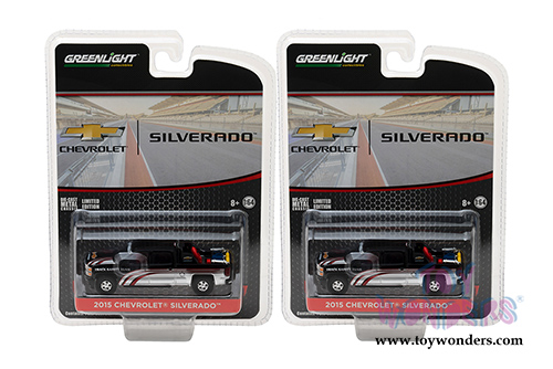 Greenlight - Chevrolet&reg; Silverado Pickup Truck with Safety Equipment in Truck Bed (2015, 1/64 scale diecast model car, Black) 29896/48