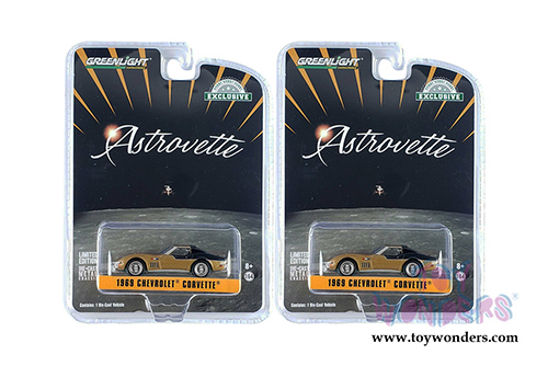 Greenlight - NASA Apollo XII Astronaut's Chevrolet&reg; Corvette&reg; "AstroVette" (1969, 1/64 scale diecast model car, Gold/Black) 30073/48