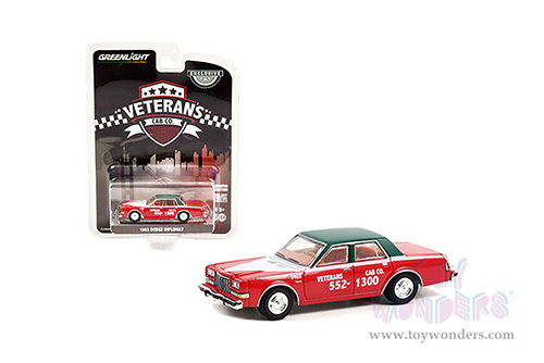 Greenlight - Dodge Diplomat - Veteran's Cab Co. Taxi (1983, 1/64 scale diecast model car, Red/Matte Green) 30283/48