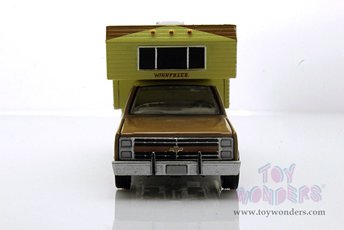 Greenlight - Chevrolet&reg; C20 Silverado Camper Special with Winnebago Slide-In Camper (1986, 1/64 scale diecast model car, Copper Canyon & Doeskin Tan) 30288/48