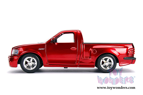 Jada Toys - Metals Die Cast Just Trucks | Ford F-150 SVT Lightning Pickup (1999, 1/24 scale diecast model car, Asstd.) 30359DP1
