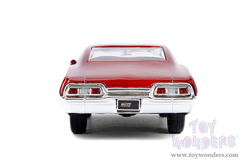 Jada Toys Bigtime Muscle - Chevrolet® Impala™ SS™ #67 "Golden Ruby" (1967, 1/24 scale diecast model car, Red/w Gold) 30529