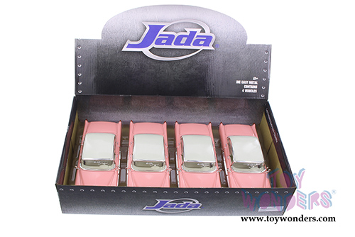 Jada Toys - Hollywood Rides | Elvis Presley Cadillac&reg; Fleetwood Series 60 Hardtop (1955, 1/24, diecast model car, Pink) 30704
