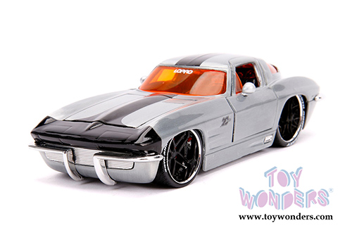 Jada Toys - 20th Anniversary | Lopro Lifestyle Chevrolet&reg; Corvette&reg; Sting Ray&trade; Hardtop (1963, 1/24, diecast model car, Raw Metal) 31079