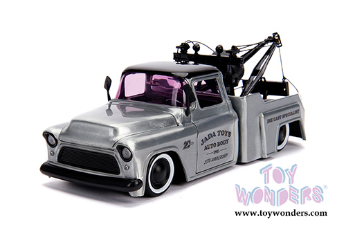 Jada Toys - 20th Anniversary | Kustom Kings Chevrolet&reg; Stepside&trade; Tow Truck (1955, 1/24, diecast model car, Raw Metal/Black) 31087