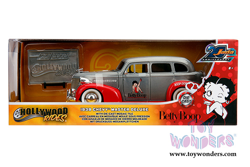 Jada Toys - 20th Anniversary | Hollywood Rides&reg; Betty Boop's Chevy&reg; Master Deluxe Hardtop (1939, 1/24, diecast model car, Raw Metal/Red) 31091