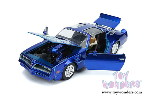 Jada Toys - Hollywood Rides | It Chapter Two Henry Bower's Pontiac® Firebird® Trans Am with Pennywise figure (1977, 1/24, diecast model car, Candy Blue) 31118