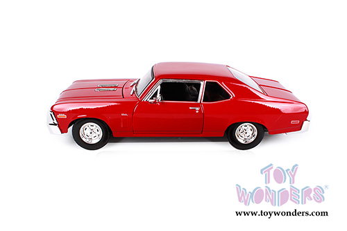 Maisto Special Edition - Chevrolet® Nova™ SS™ Coupe Hardtop (1970, 1/18 scale diecast model car, Red) 31132R 
