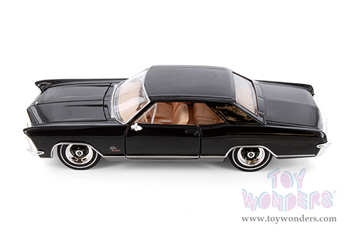 Maisto - Special Edition | Buick™ Riviera™ Hardtop (1965, 1/26 scale diecast model car, Black) 31214BK