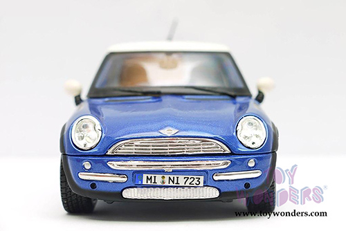 Maisto - Mini Cooper Hard Top (1/24 scale diecast model car, Blue) 31219BU