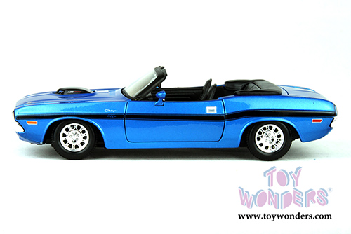 Maisto - Dodge Challenger R/T Convertible (1970, 1/24 scale diecast model car, Blue) 31264BU