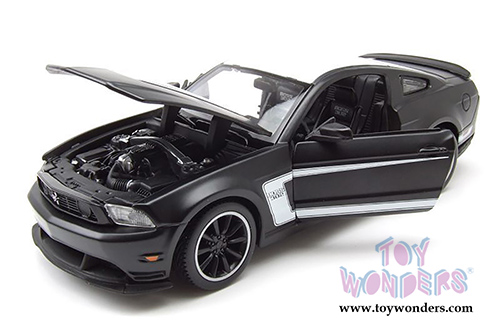 Maisto - Special Edition | Ford Mustang Boss 302 Hardtop (1/24 scale diecast model car, Matte Black/White) 31269BK
