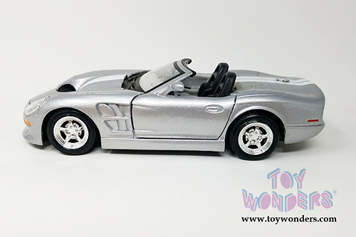 Maisto - Special Edition | Shelby Series One® Convertible (1999, 1/24 scale diecast model car, Silver) 31277SV