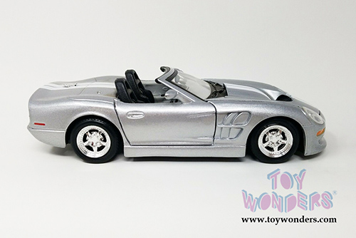 Maisto - Special Edition | Shelby Series One® Convertible (1999, 1/24 scale diecast model car, Silver) 31277SV