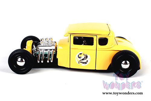 Maisto Design - Outlaws | Ford Model A #2 Hardtop (1929, 1/24 scale diecast model car, Yellow) 31354YL