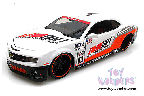 Maisto All Stars - Chevrolet Camaro SS RS Hardtop (2010, 1/24 scale diecast model car, White) 31359W