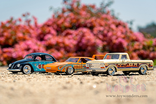 Jada Toys - I Love The 60's | Dodge Charger Daytona (1969, 1/24 scale diecast model car, Orange) 31389