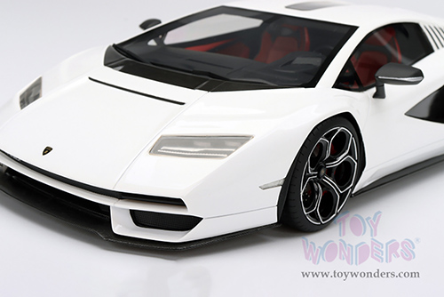  Maisto - Special Edition | Lamborghini Countach LPI 800-4 Hardtop (1/18 scale diecast model car, White) 31459W