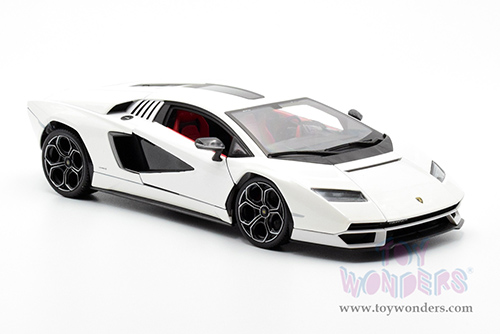  Maisto - Special Edition | Lamborghini Countach LPI 800-4 Hardtop (1/18 scale diecast model car, White) 31459W