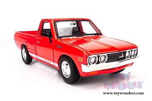 Showcasts Collectibles - Datsun 620 Pickup Truck (1973, 1/24 scale diecast model car, Red) 34522