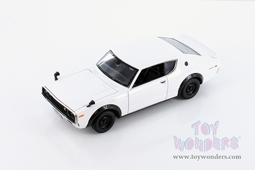 Maisto - Special Edition | Nissan Skyline 2000 GT-R KPGC110 Hardtop (1973, 1/24 scale diecast model car, White) 31528W