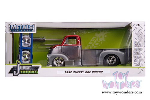 Jada Toys Just Trucks - Chevy&reg; COE Pickup Truck with Extra Wheels (1952, 1/24 scale diecast model car, Charcoal Grey/Candy Red) 31544